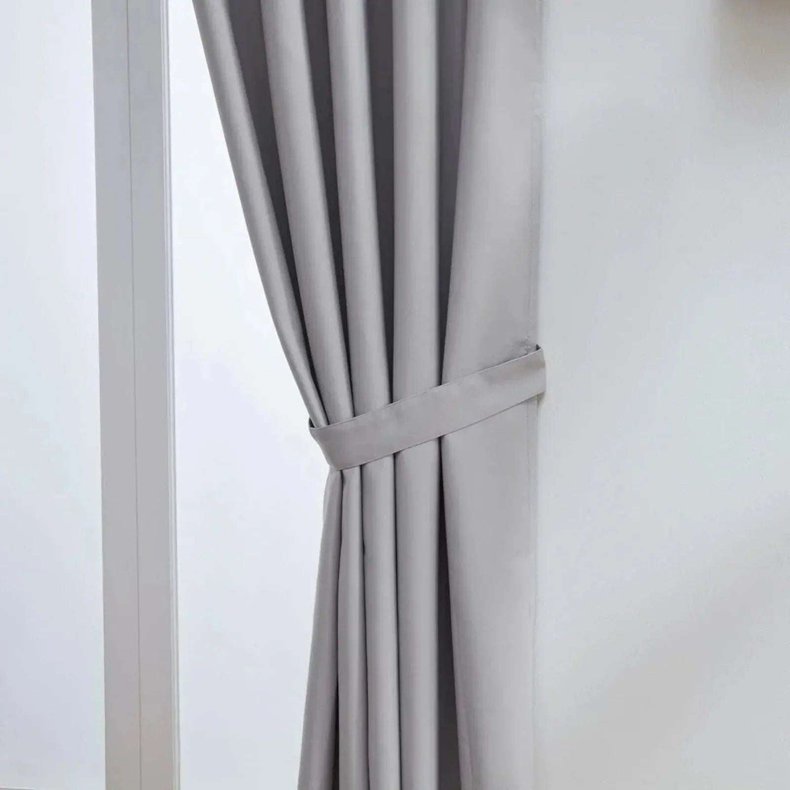 Thermal Blackout Eyelet Curtains – Ready Made Insulated Privacy & Noise Reducing Drapes - 4A's Global