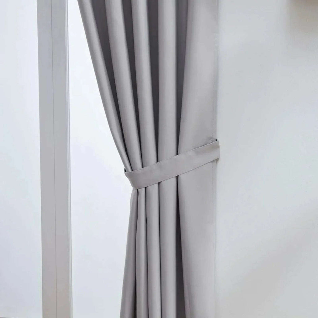 Thermal Blackout Eyelet Curtains – Ready Made Insulated Privacy & Noise Reducing Drapes - 4A's Global