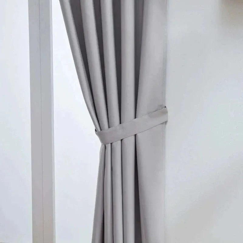 Thermal Blackout Eyelet Curtains – Ready Made Insulated Privacy & Noise Reducing Drapes - 4A's Global