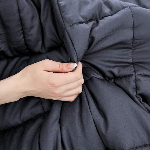 women use blanket